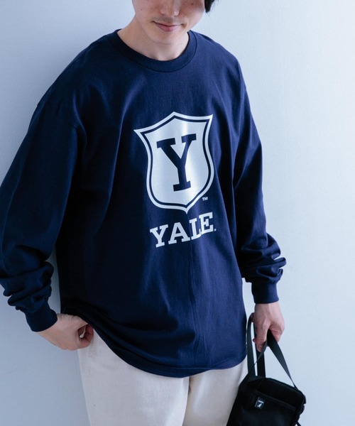 ITEMS URBANRESEARCH(アイテムズ アーバンリサーチ)の「『別注』カレッジロゴプリント ロングスリーブTシャツ(Tシャツ/カットソー・メンズ・ホワイト系その他/ホワイト/ネイビー/オートミール/ブルー系その他/グレー系その他・MEDIUM/LARGE)」の16枚目の写真