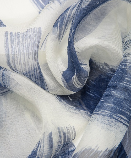 SASQUATCHfabrix.（サスクワァッチファブリックス）の「MOKUME STAMP SILK SCARF（ストール/ショール・メンズ・ホワイト系その他/ブラウン系その他・FREE）」の4枚目の写真