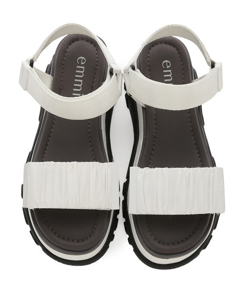 美品　emmiのギャザーストラップサンダル　24.5 emmi（エミ）の「ギャザーストラップサンダル（サンダル）」 - WEAR