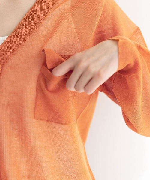 Andemiu（アンデミュウ）の「シアーポケツキカーディガン904564（カーディガン/ボレロ・レディース・ベージュ/オレンジ/ブラック/オフホワイト・FREE）」の16枚目の写真