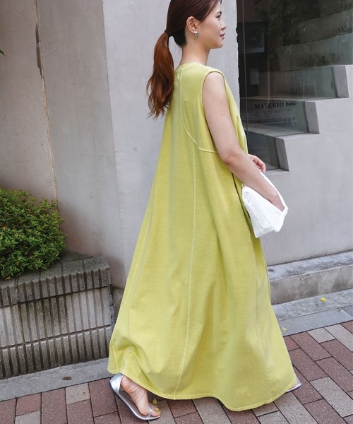 CORNERS(コーナーズ)の「切り替えデザインノースリーブロングワンピース(ワンピース・レディース・アイボリー/ネイビー/ライトグリーン/チャコールグレー/グレイッシュベージュ・M/L)」の6枚目の写真