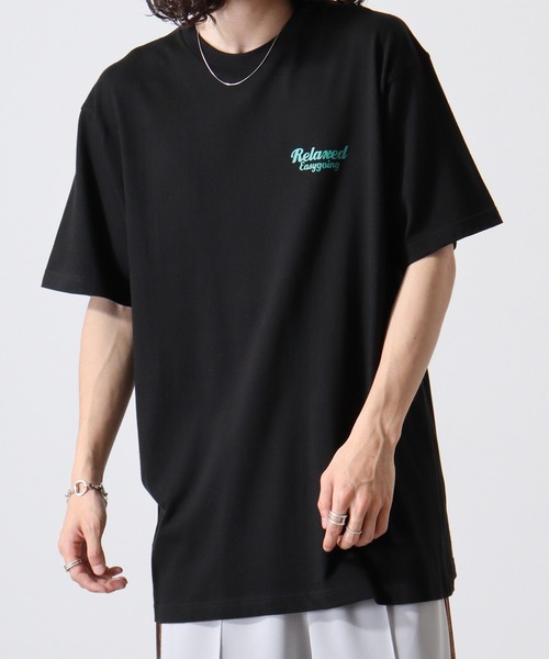 MODISH GAZE(モディシュガゼ)の「MODISH GAZE スモーキングガール Relaxed半袖Tシャツ(Tシャツ/カットソー・メンズ・ホワイト×ブルー/ブラック×パープル/ホワイト×ピンク/ホワイト系その他/ブラック×グリーン/ホワイト×グレー/ブラック×ブルー・XL/L/M)」の14枚目の写真