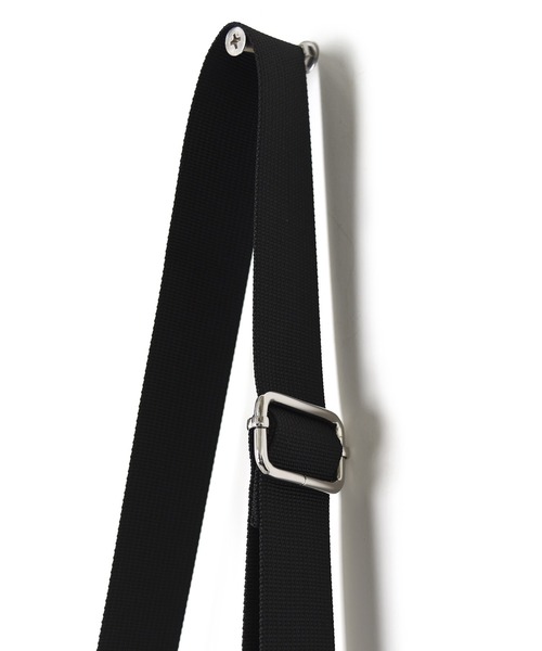 w closet（ダブルクローゼット）の「【2WAY】クリアショルダーバッグ（ショルダーバッグ・レディース・ブラック/ブルー・FREE）」の6枚目の写真