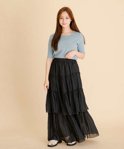 HEYUMM(ヘユム)の「ランダムティアードロングスカート(スカート・レディース・オフホワイト/カーキ/ブラック・SMALL/MEDIUM)」の2枚目の写真