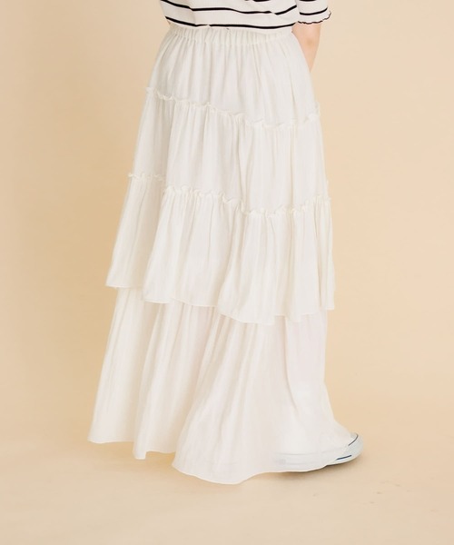 HEYUMM(ヘユム)の「ランダムティアードロングスカート(スカート・レディース・オフホワイト/カーキ/ブラック・SMALL/MEDIUM)」の6枚目の写真