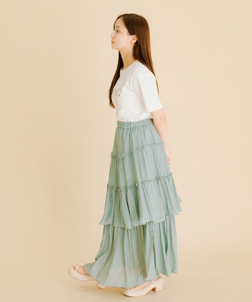 HEYUMM(ヘユム)の「ランダムティアードロングスカート(スカート・レディース・オフホワイト/カーキ/ブラック・SMALL/MEDIUM)」の15枚目の写真