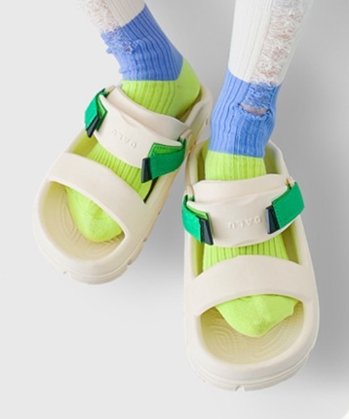 Vipoa（ヴィポア）の「カジュアルダッドサンダル（サンダル・レディース・ホワイト/ブラック・SMALL/MEDIUM/LARGE）」の15枚目の写真