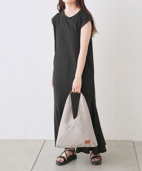 Actually（アクチュアリー）の「トライアングルバッグ S（トートバッグ・レディース・ブラック/ベージュ/ブルー・フリー）」の15枚目の写真