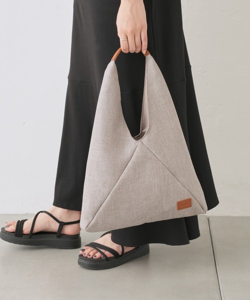 Actually（アクチュアリー）の「トライアングルバッグ S（トートバッグ・レディース・ブラック/ベージュ/ブルー・フリー）」の10枚目の写真