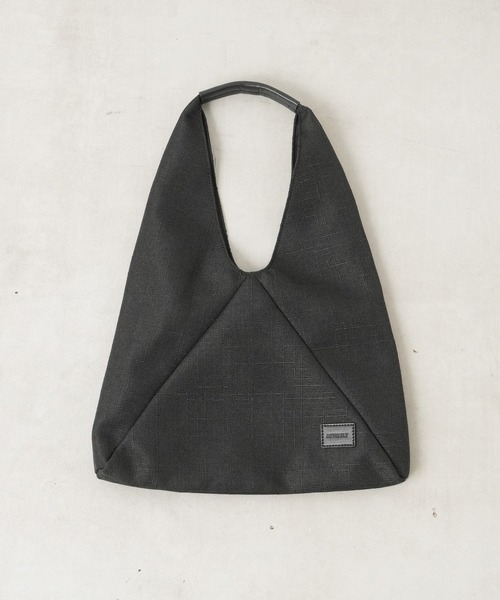 Actually（アクチュアリー）の「トライアングルバッグ S（トートバッグ・レディース・ブラック/ベージュ/ブルー・フリー）」の17枚目の写真