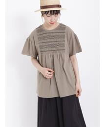 Samansa Mos2 | スモッキング刺繍Tシャツ(Tシャツ/カットソー)