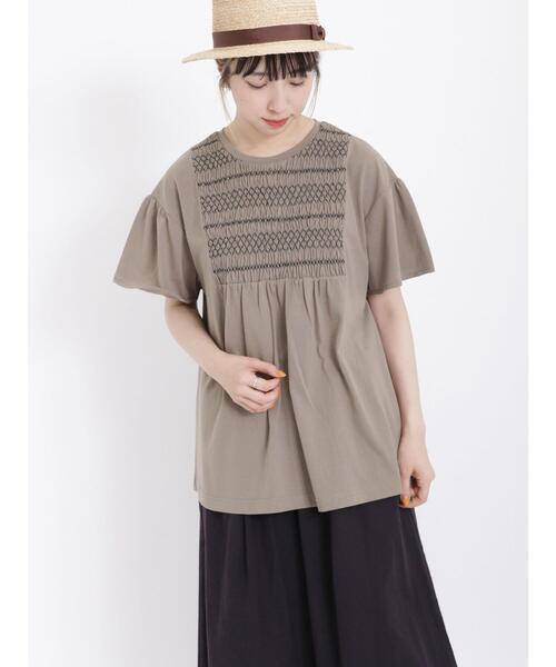 Samansa Mos2（サマンサ モスモス）の「スモッキング刺繍Tシャツ（Tシャツ/カットソー・レディース・ブラック/オフホワイト/ミント/モカ・F）」の3枚目の写真