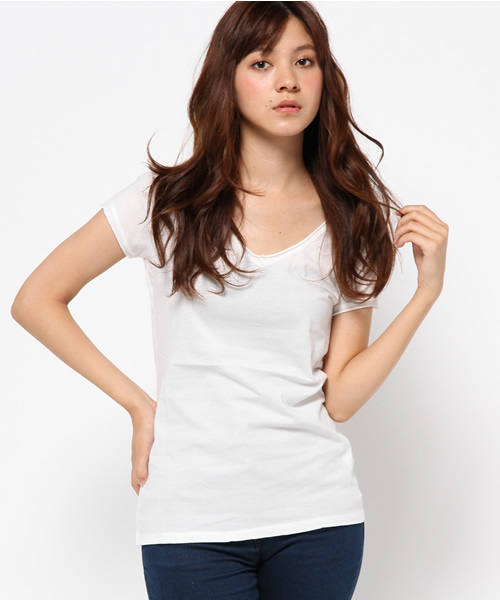 AZUL by moussy（アズールバイマウジー）の「タンブラー天竺カットオフV/N半袖PO（Tシャツ/カットソー・レディース・オフホワイト/トップグレー/ネイビー/ブラック/カーキ系・LARGE/SMALL/X-LARGE/MEDIUM）」の14枚目の写真