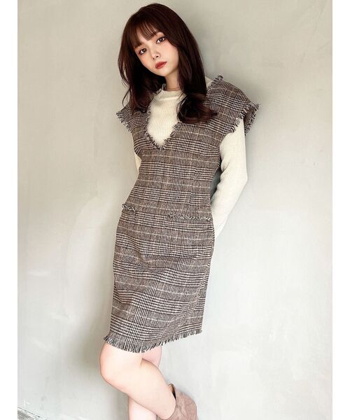 RESEXXY（リゼクシー）の「クルーネックリブニットトップス（ニット/セーター・レディース・ブラック/グレー/アイボリー・FREE）」の8枚目の写真