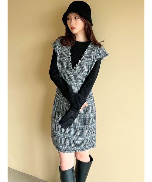 RESEXXY（リゼクシー）の「クルーネックリブニットトップス（ニット/セーター・レディース・ブラック/グレー/アイボリー・FREE）」の14枚目の写真