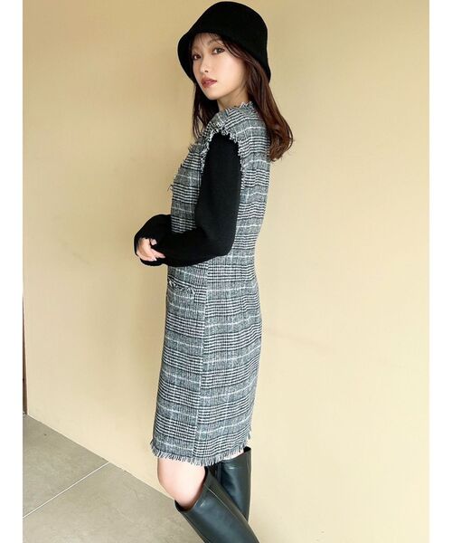 RESEXXY（リゼクシー）の「クルーネックリブニットトップス（ニット/セーター・レディース・ブラック/グレー/アイボリー・FREE）」の11枚目の写真