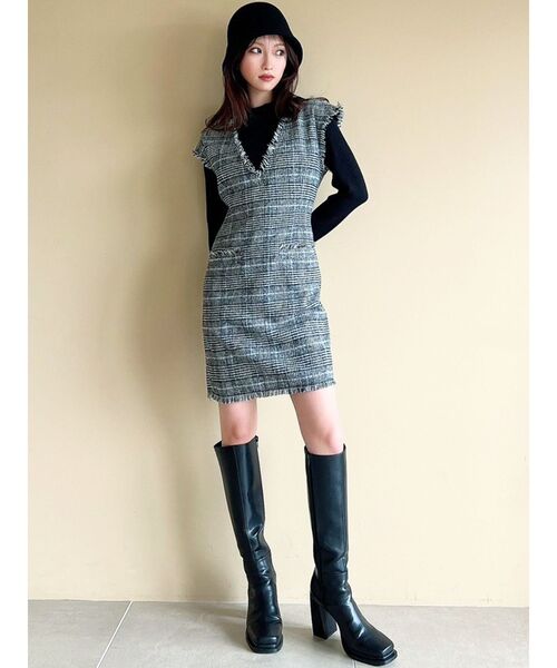 RESEXXY（リゼクシー）の「クルーネックリブニットトップス（ニット/セーター・レディース・ブラック/グレー/アイボリー・FREE）」の18枚目の写真