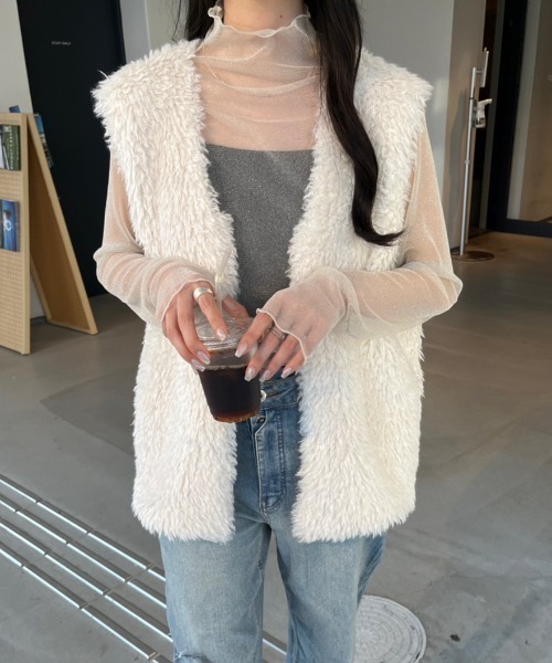 nemne store(ネンネストア)の「【低身長サイズあり】アソート柄シアー指あきロンT(Tシャツ/カットソー・レディース・アイボリー/ブラック系/ブルー/アイボリー系/グリーン/グレー・SMALL/MEDIUM)」の16枚目の写真