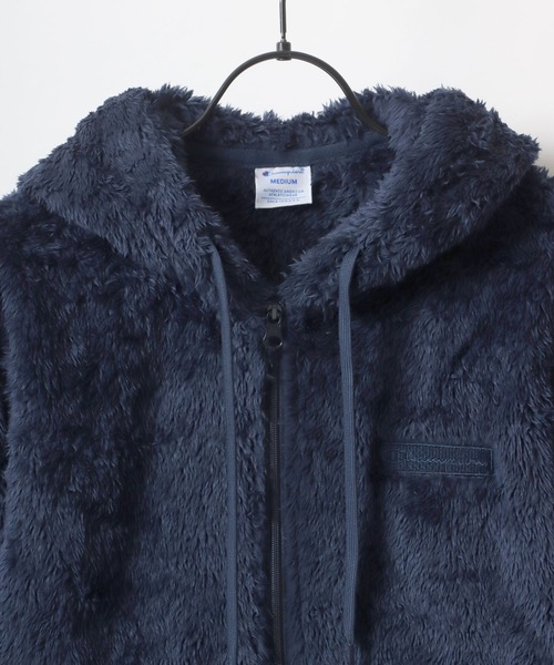 Champion（チャンピオン）の「Champion/チャンピオン Sherpa Fleece Zip Hooded Jacket/シェルパフリース ロゴ ワンポイント刺繍 ジップアップパーカー/ボアジャケット/ブルゾン レディース（ブルゾン・レディース・ネイビー/ブラック/オフホワイト/ブルー・M/L）」の10枚目の写真