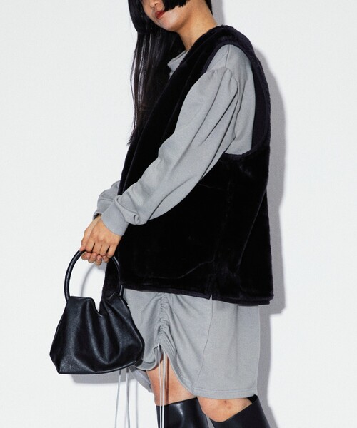 Firsthand(ファーストハンド)の「Firsthand/ファーストハンド オーガニックコットン裏毛ドロストシャーリングチュニック/オーガニックコットン裏毛ドロストシャーリングチュニック(チュニック・レディース・ホワイト/ブラック/グレー・フリ-)」の16枚目の写真