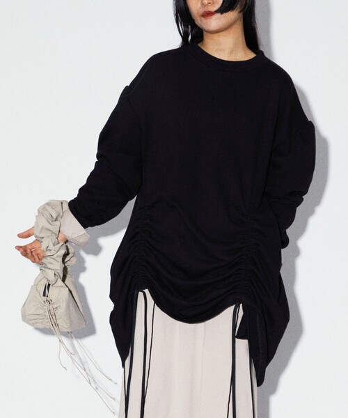 Firsthand(ファーストハンド)の「Firsthand/ファーストハンド オーガニックコットン裏毛ドロストシャーリングチュニック/オーガニックコットン裏毛ドロストシャーリングチュニック(チュニック・レディース・ホワイト/ブラック/グレー・フリ-)」の14枚目の写真