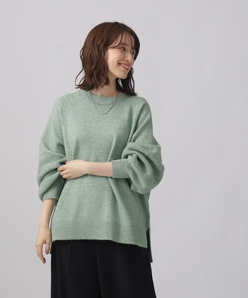 SHOO・LA・RUE(シューラルー)の「◆【体型カバー】上品な抜け感 ぽわん袖 ラメニット(ニット/セーター・レディース・ピンク系/ネイビー/グリーン系/ベージュ・00)」の6枚目の写真