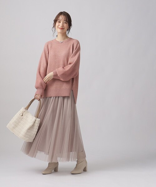 SHOO・LA・RUE(シューラルー)の「◆【体型カバー】上品な抜け感 ぽわん袖 ラメニット(ニット/セーター・レディース・ピンク系/ネイビー/グリーン系/ベージュ・00)」の11枚目の写真