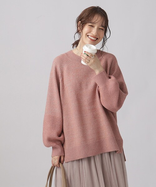 SHOO・LA・RUE(シューラルー)の「◆【体型カバー】上品な抜け感 ぽわん袖 ラメニット(ニット/セーター・レディース・ピンク系/ネイビー/グリーン系/ベージュ・00)」の12枚目の写真