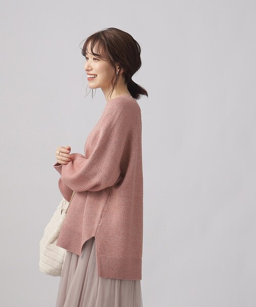 SHOO・LA・RUE(シューラルー)の「◆【体型カバー】上品な抜け感 ぽわん袖 ラメニット(ニット/セーター・レディース・ピンク系/ネイビー/グリーン系/ベージュ・00)」の13枚目の写真