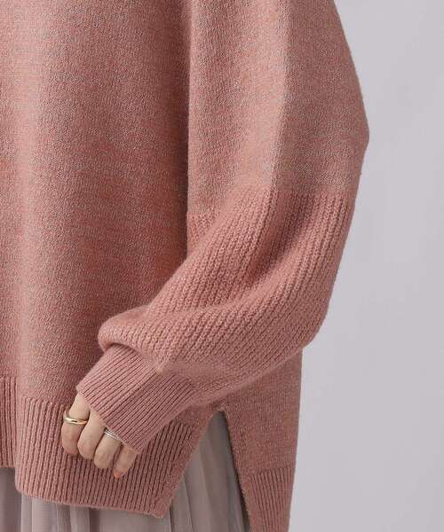SHOO・LA・RUE(シューラルー)の「◆【体型カバー】上品な抜け感 ぽわん袖 ラメニット(ニット/セーター・レディース・ピンク系/ネイビー/グリーン系/ベージュ・00)」の21枚目の写真