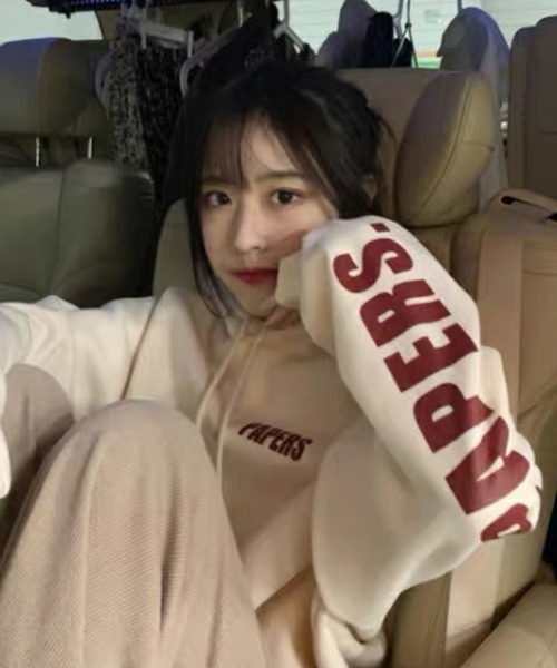 DIAVEL（ディアベル）の「裏起毛　袖ロゴプリント　ルーズパーカー（パーカー・レディース・ホワイト/ブラック/ベージュ・M）」の12枚目の写真