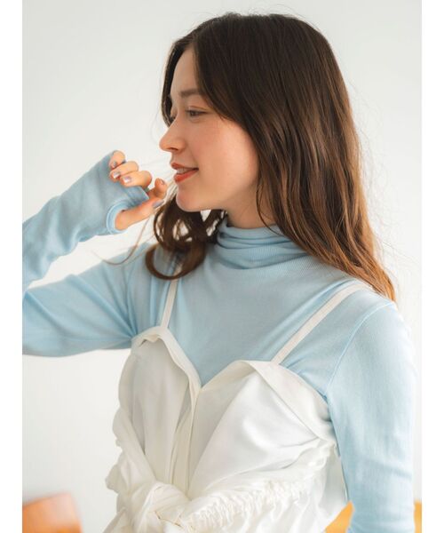 Ungrid（アングリッド）の「ハイネックシアーロングスリーブTee（Tシャツ/カットソー・レディース・ブルー/ブラック/オフホワイト/パープル・FREE）」の5枚目の写真