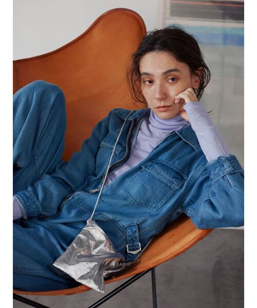 Ungrid（アングリッド）の「ハイネックシアーロングスリーブTee（Tシャツ/カットソー・レディース・ブルー/ブラック/オフホワイト/パープル・FREE）」の6枚目の写真