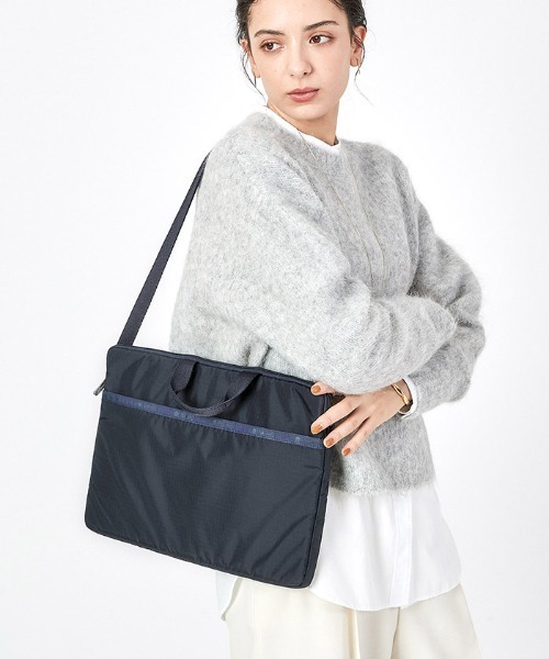 TH LAPTOP CASE ディープシーブルー