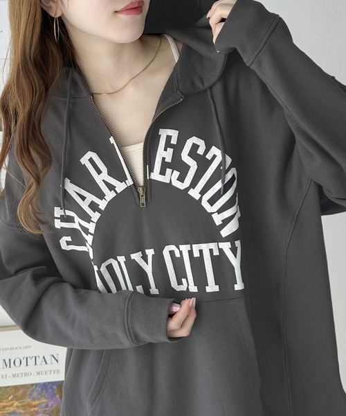 Java（ジャバ）の「《Javaジャバコラボ》コーディネートをぐっと新鮮に。ヴィンテージ風裏毛カレッジパーカー。（パーカー・レディース・アイボリー/チャコールグレー・SMALL/MEDIUM/LARGE/X-LARGE）」の3枚目の写真