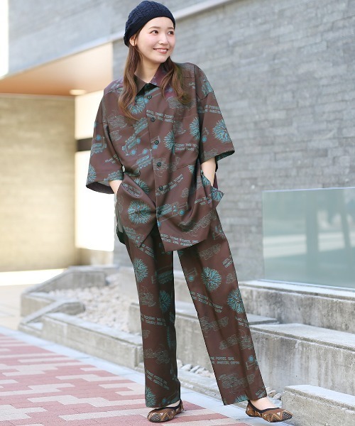 チチカカ(チチカカ)の「アソートストレートレッグパンツ【ユニセックス】(その他パンツ・レディース・ブラウン/ネイビー/ターコイズブルー・LARGE/MEDIUM)」の4枚目の写真