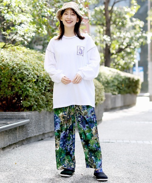 チチカカ(チチカカ)の「アソートストレートレッグパンツ【ユニセックス】(その他パンツ・レディース・ブラウン/ネイビー/ターコイズブルー・LARGE/MEDIUM)」の5枚目の写真