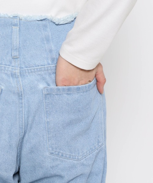 mysty woman(ミスティウーマン)の「ハイウエストカーブデニムパンツ 996920(デニムパンツ・レディース・ネイビー/ブラック/ブルー・SMALL/MEDIUM)」の13枚目の写真