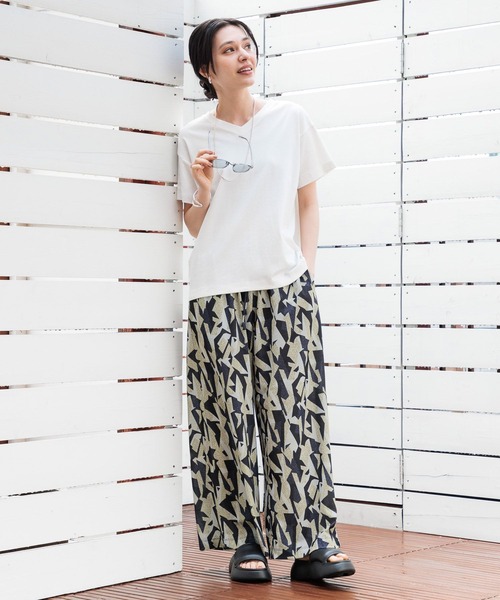 BAYFLOW（ベイフロー）の「プニーフローサンダル（サンダル・レディース・ブラウン/ブラック/アイボリー・SMALL/MEDIUM）」の15枚目の写真