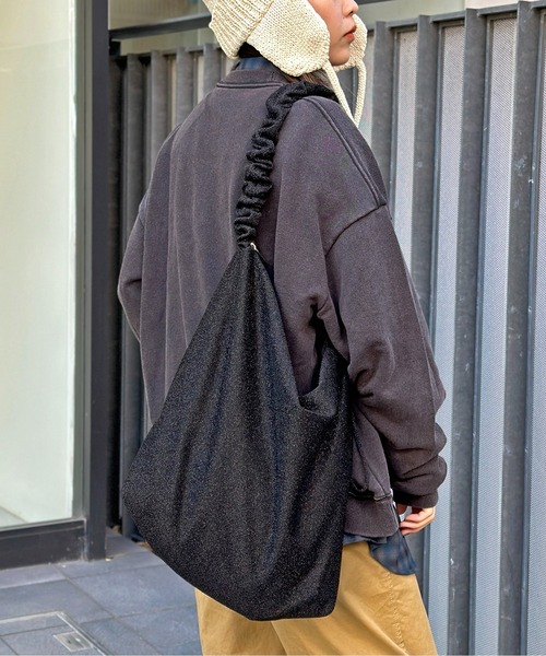 CPCM(シーピーシーエム)の「ラメギャザーショルダー(ショルダーバッグ・レディース・ブラウン/ブラック/シルバー・FREE)」の12枚目の写真