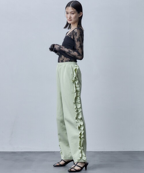 Firsthand（ファーストハンド）の「Firsthand/ファーストハンド オゾン加工フリルイージースウェットパンツ（スウェットパンツ・レディース・オフホワイト/ブルーグリーン/ブラック・ﾌﾘ-）」の11枚目の写真