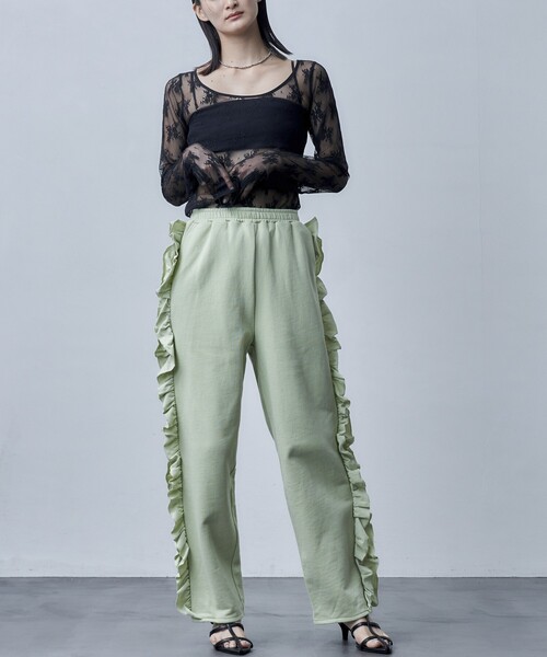 Firsthand（ファーストハンド）の「Firsthand/ファーストハンド オゾン加工フリルイージースウェットパンツ（スウェットパンツ・レディース・オフホワイト/ブルーグリーン/ブラック・ﾌﾘ-）」の12枚目の写真