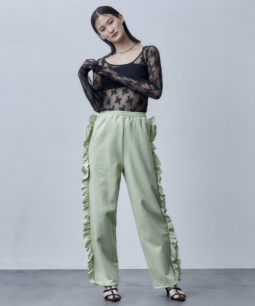 Firsthand（ファーストハンド）の「Firsthand/ファーストハンド オゾン加工フリルイージースウェットパンツ（スウェットパンツ・レディース・オフホワイト/ブルーグリーン/ブラック・ﾌﾘ-）」の17枚目の写真