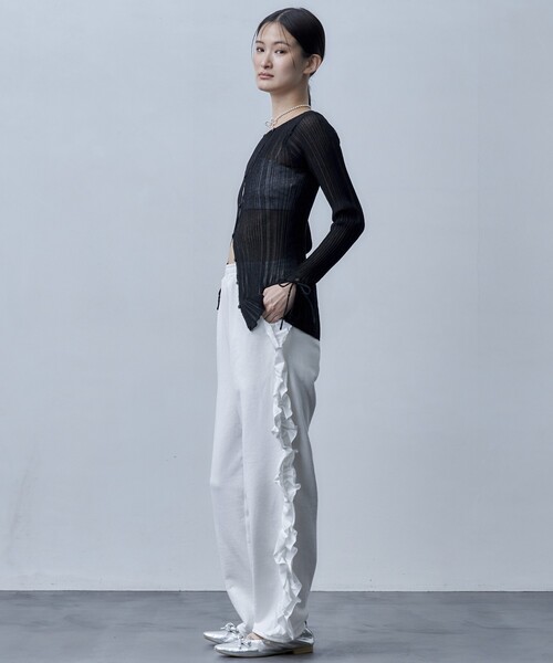 Firsthand（ファーストハンド）の「Firsthand/ファーストハンド オゾン加工フリルイージースウェットパンツ（スウェットパンツ・レディース・オフホワイト/ブルーグリーン/ブラック・ﾌﾘ-）」の5枚目の写真