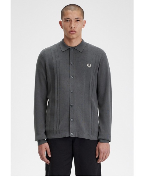 FRED PERRY（フレッドペリー）の「Button Through Long Sleeve Knit