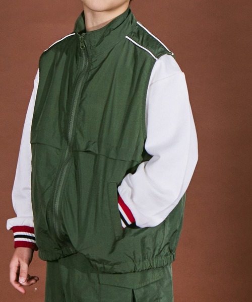 PAIRMANON STREET（ペアマノンストリート）の「【PAIRMANON STREET】【SET UP可】ナイロン パイピング スタンドネック ベスト（ベスト・キッズ・グレー/ブラック/カーキ・140/120/150/130/110/90/100）」の14枚目の写真