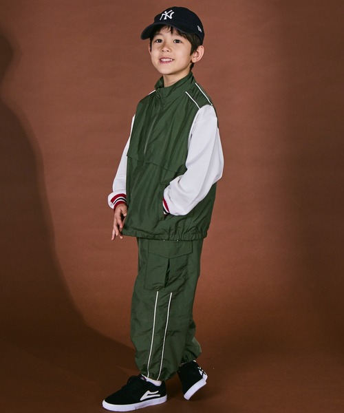 PAIRMANON STREET（ペアマノンストリート）の「【PAIRMANON STREET】【SET UP可】ナイロン パイピング スタンドネック ベスト（ベスト・キッズ・グレー/ブラック/カーキ・140/120/150/130/110/90/100）」の15枚目の写真