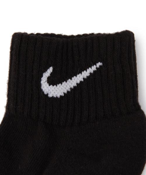 green label relaxing（グリーンレーベルリラクシング）の「NIKE3Pクォーターソックス（ソックス/靴下・キッズ・ホワイト/ブラック・19-21cm/17-19cm）」の3枚目の写真