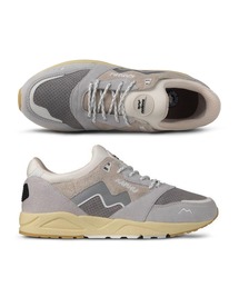 KARHU / "ARIA 95" スニーカー