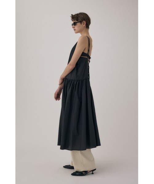 M_（エムアンダーバー）の「フッ素フリーの撥水加工が嬉しい リサイクルナイロン使用　エアーシアーキャミドレス（ワンピース・レディース・ブラック/アイボリー/ライトピンク・FREE）」の7枚目の写真